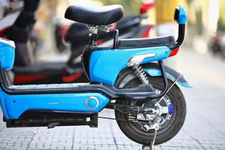 Pungutan Resmi Untuk Pajak Kendaraan Termasuk Motor Listrik