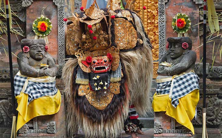 Tokoh Barong Dalam Seni Tradisional Budaya Bali