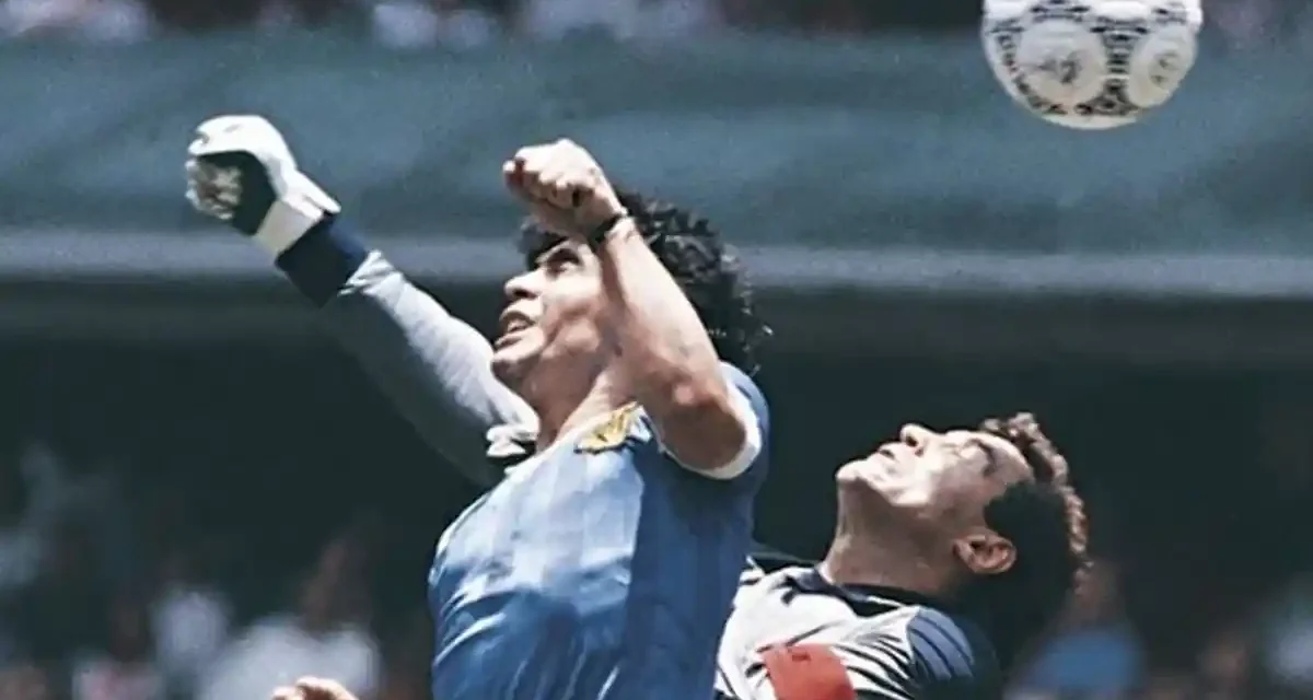 Tangan Tuhan Salah Sebutan Pemain Legendaris Diego Maradona