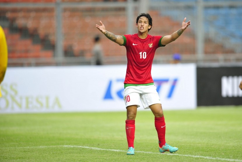 Seorang Pemain Bola Dari Timnas Indonesia Irfan Bachdim