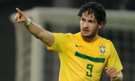 Alexandre Pato Pemain Bola Yang Handal Dan Profesional