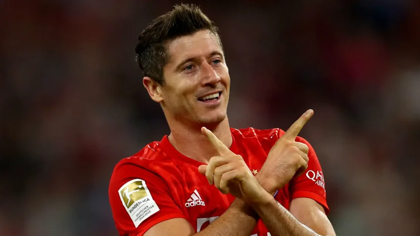 Pemain Polandia Lewandowski Yang Berprestasi Dan Hebat
