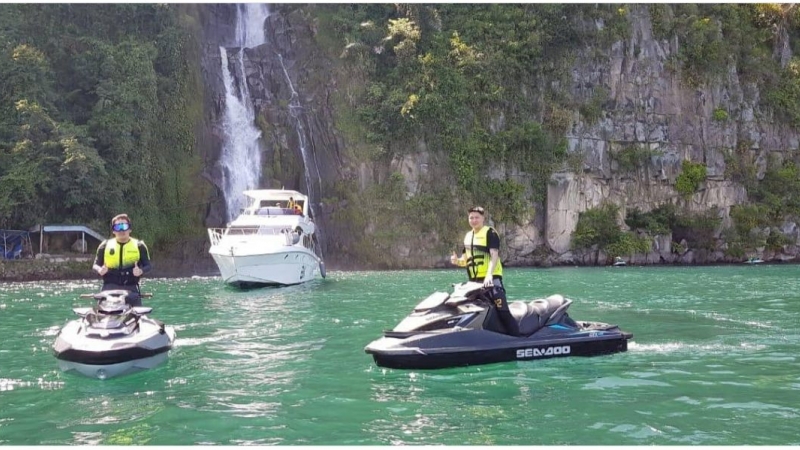 Kendaraan Cepat Air Jet Ski Yang Menjadi Perlombaan