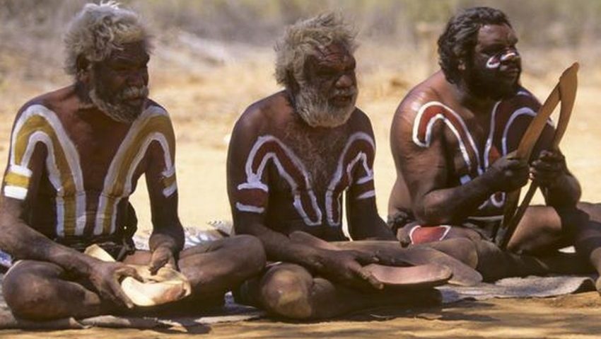 Masyarakat Pribumi Asli Australia Dari Suku Aborigin