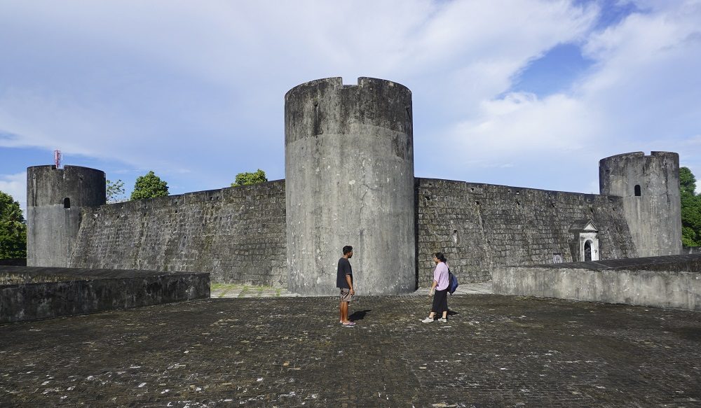 Bangunan Bertahan Dari Serangan Musuh Yaitu Benteng