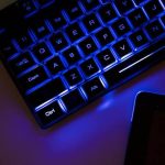 Komponen Perangkat Keras Di Komputer Sebuah Keyboard