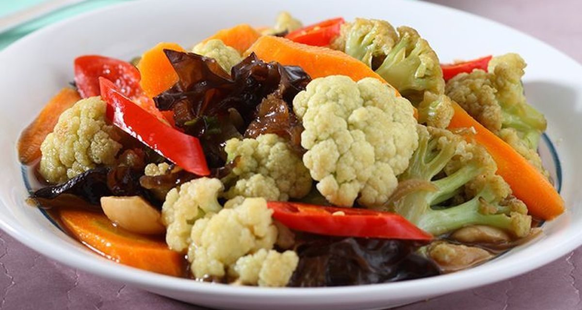 Teknik Memasak Tumis Hanya Dengan Sedikit Minyak