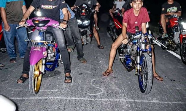 Aksi Berbahaya Dalam Balapan Liar Jalanan