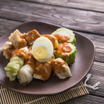 Makanan Populer Siomay Terkenal Di Indonesia