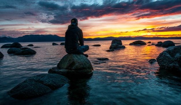 Kondisi Sifat Introvert Pada Seseorang Penyendiri