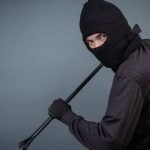 Seseorang Penjahat Maling Yang Mengambil Barang Orang