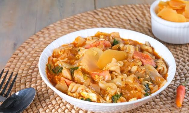 Makanan Viral Seblak Dengan Topping Dan Pedasnya